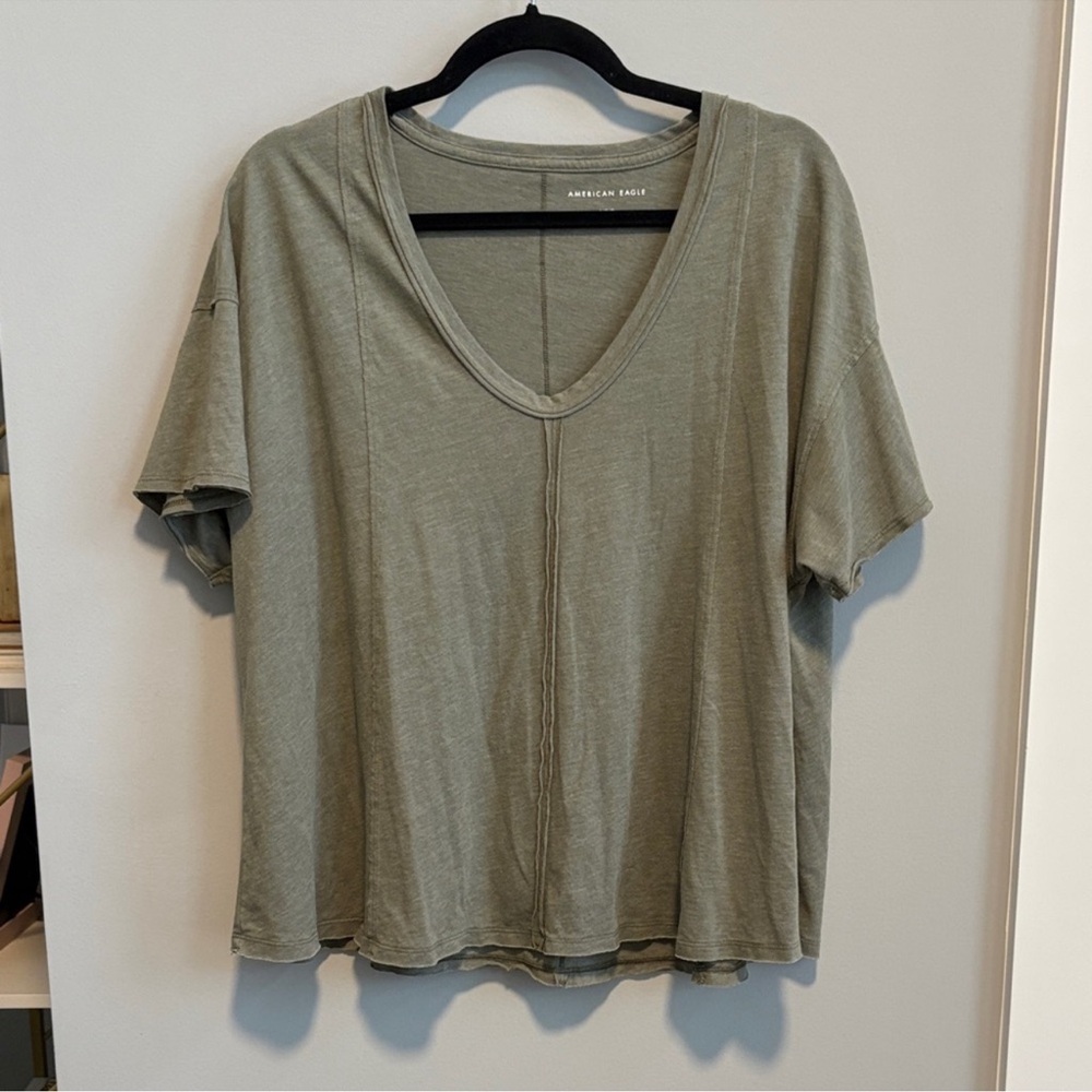 American Eagle Outfitters Sage Green V-Neck Tee
